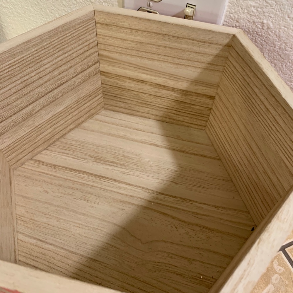 Beautiful wood box - Picture 4 of 7